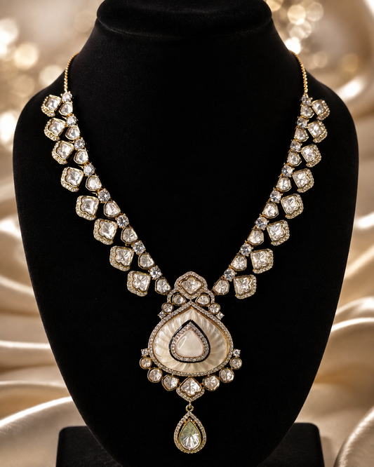 Royal Pearl Teardrop Necklace & Earrings Set